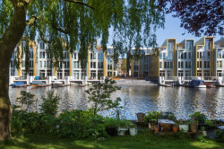 Bytové domy Loděnice, Arons en Gelauff