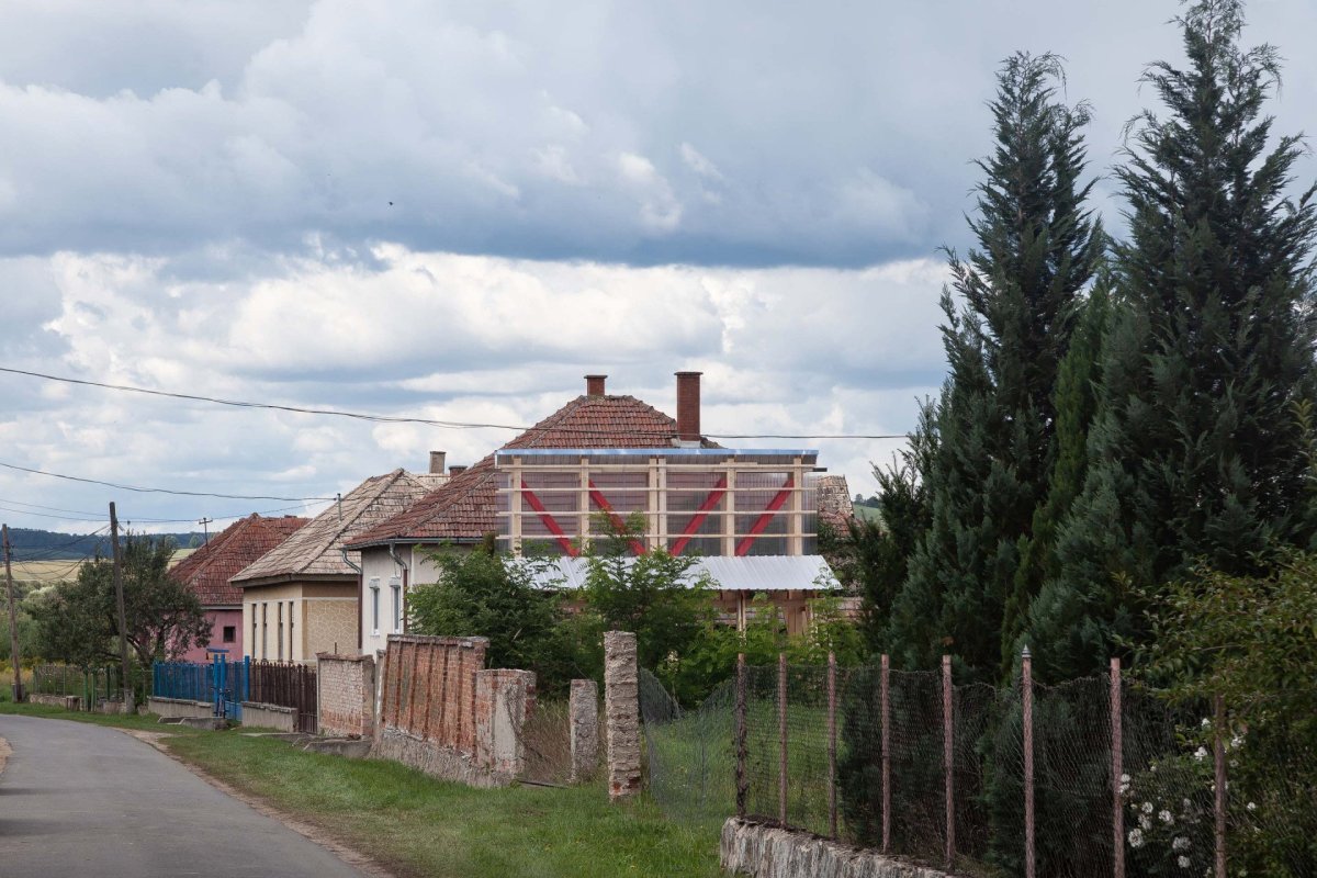 Pavilon Lighthouse od GRAU Architects v maďarském městě Ipolytarnóc