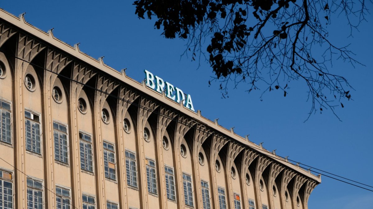 Obyvatelé Opavy usilují o záchranu obchodního domu Breda