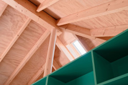 JRKVC, VOJ / Dom pri jazere – foto