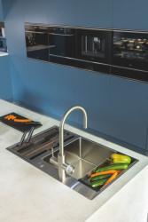 Nerezový dřez Box Center s montáží do roviny