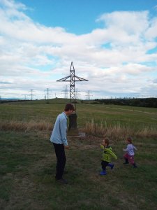 Z instalace (Josef Čančík; Wichterkreuz – návrat zmizelého)