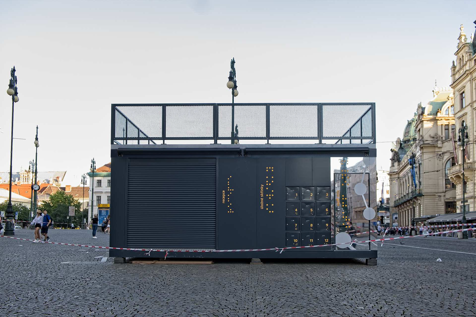 Kavárna POTMĚ, Praha.