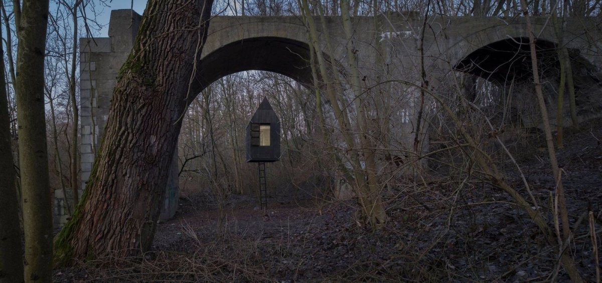 Létající černý dům, H3T architekti, foto