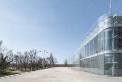 Fakulta humanitních studií UK – přestavba menzy Koleje 17. listopadu od Kuba & Pilař architekti