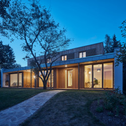 Vila ve staré zahradě, kaa-studio / Kamila Holubcová, Antonín Holubec