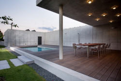 Rodinný dům s atriem od Jiřího Vokřála a Hany Horákové