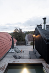 Víkendový dům v Bukovanech od studia SENAA architekti