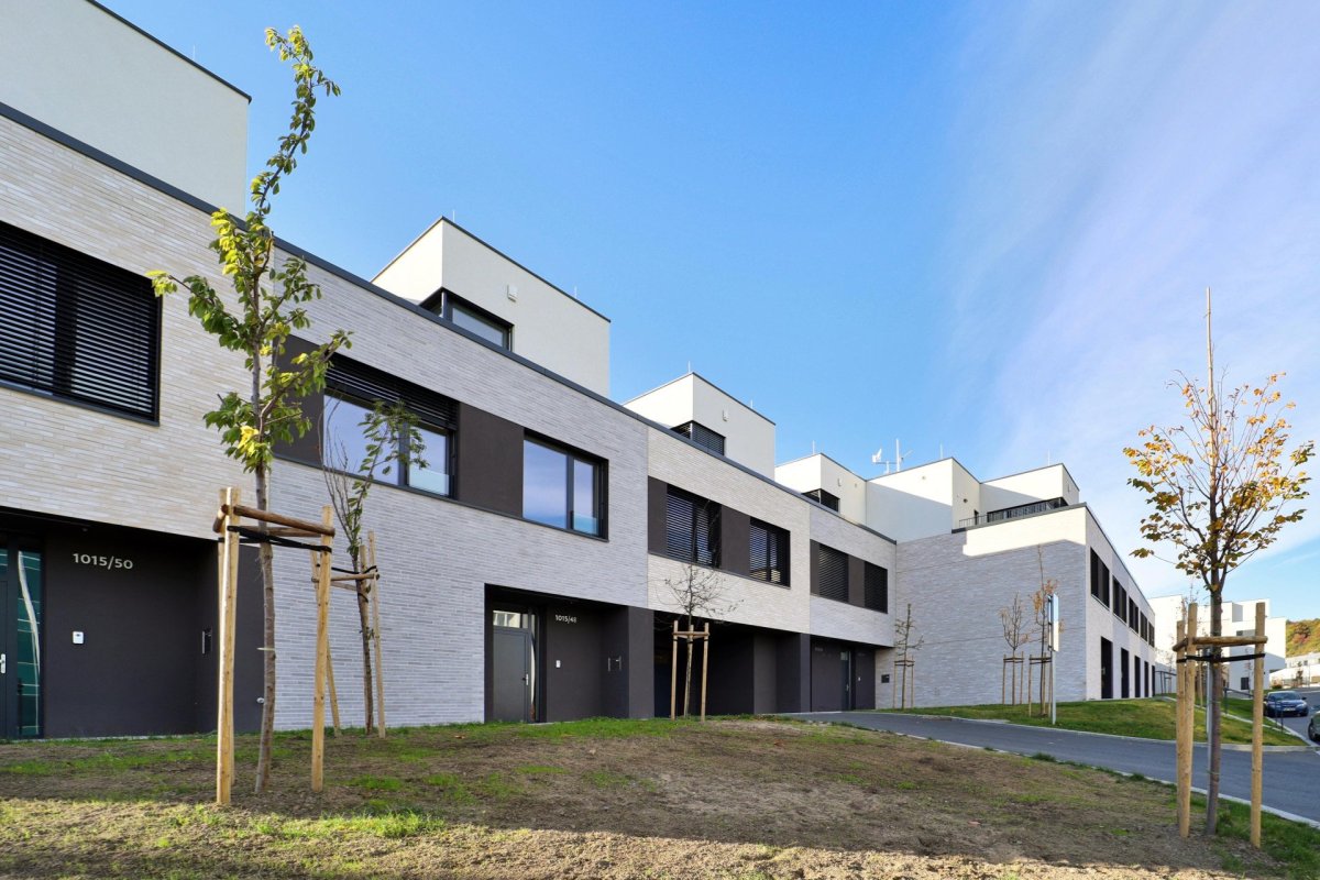 Projekt Waltrovka, použitý materiál: Glanzstück LF 2475 No. 7 a Glanzstück LF 2411 No. 4