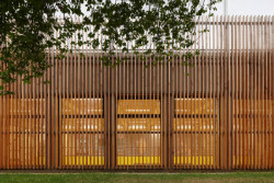 Studio Arch.Design realizovalo novou sportovní halu základní školy v pražských Letňanech