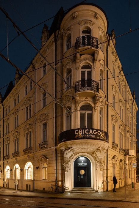 Mjölk architekti, Chicago grill, foto