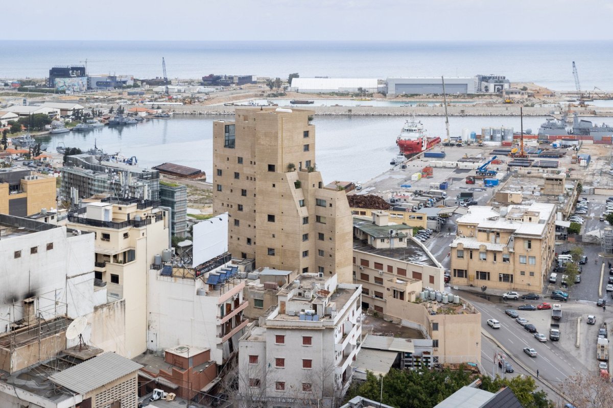 Bytový dům od architektky Lina Ghotmeh v Bejrútu v Libanonu