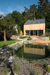 Proměna chaty v rodinný dům od studia Prajaga v Praze