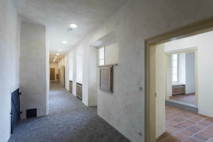 Úprava bývalé fary ve Chvalšinách na zařízení pro  pobyty osob s poruchami autistického spektra, 4DS