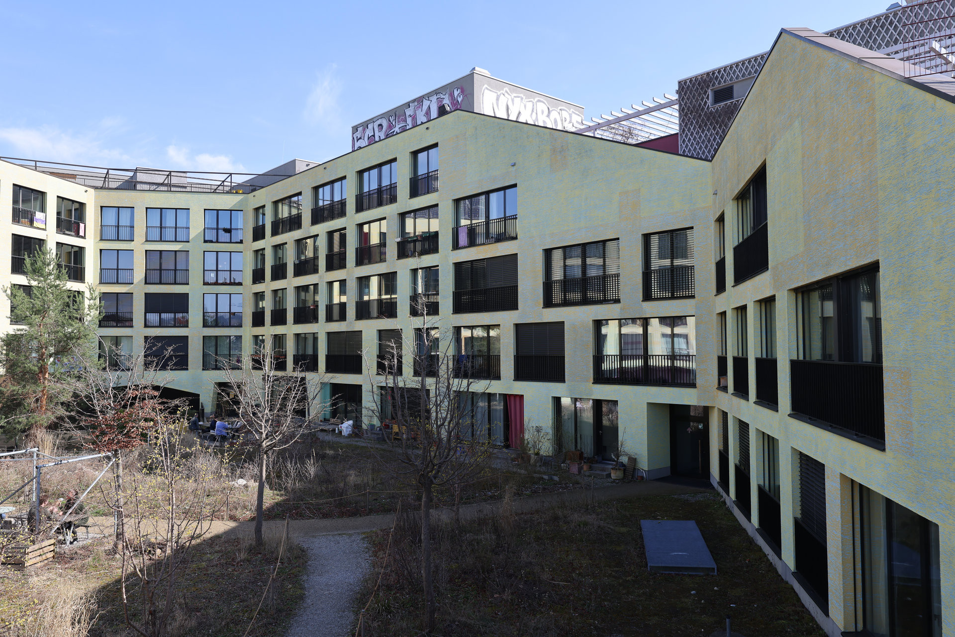 Obytný a komerční blok Kalkbreite