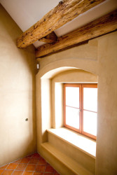 Od 4. do 6. dubna 2025 se v Kulturním zařízení Domovina koná konference Natural Homes Conference & Příběhy domů.