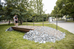 Studenti architektury ČVUT v Praze realizovali lávky do Krkonoš