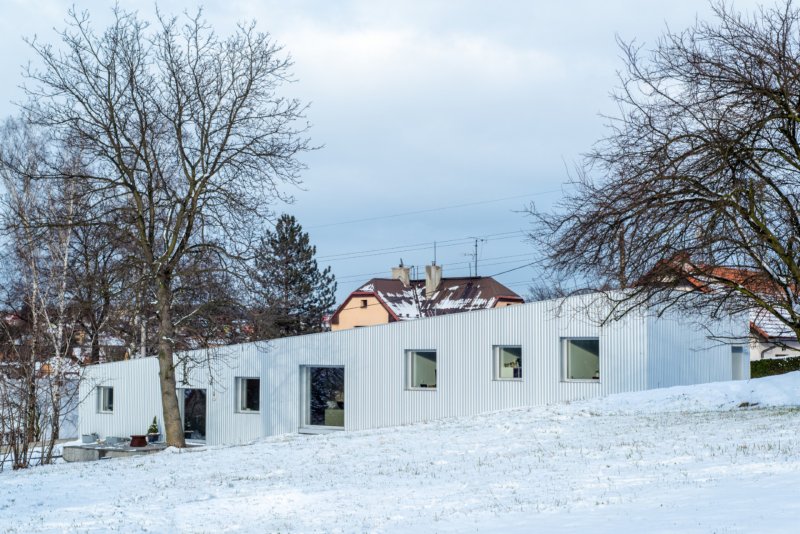 Rodinný dům v Radvanicích, ti2 architekti / Tomáš Kozel, Kamil Měrka