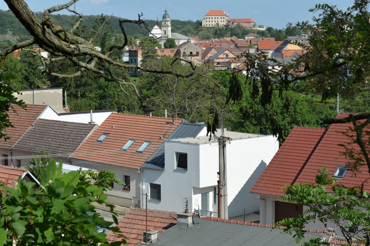 Rodinný dům Dolní Kounice, New Work / Svatopluk Sládeček, Jaroslav Matoušek, Petra Bitaudeau Vašková