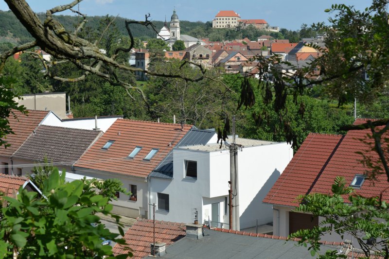 Rodinný dům Dolní Kounice, New Work / Svatopluk Sládeček, Jaroslav Matoušek, Petra Bitaudeau Vašková