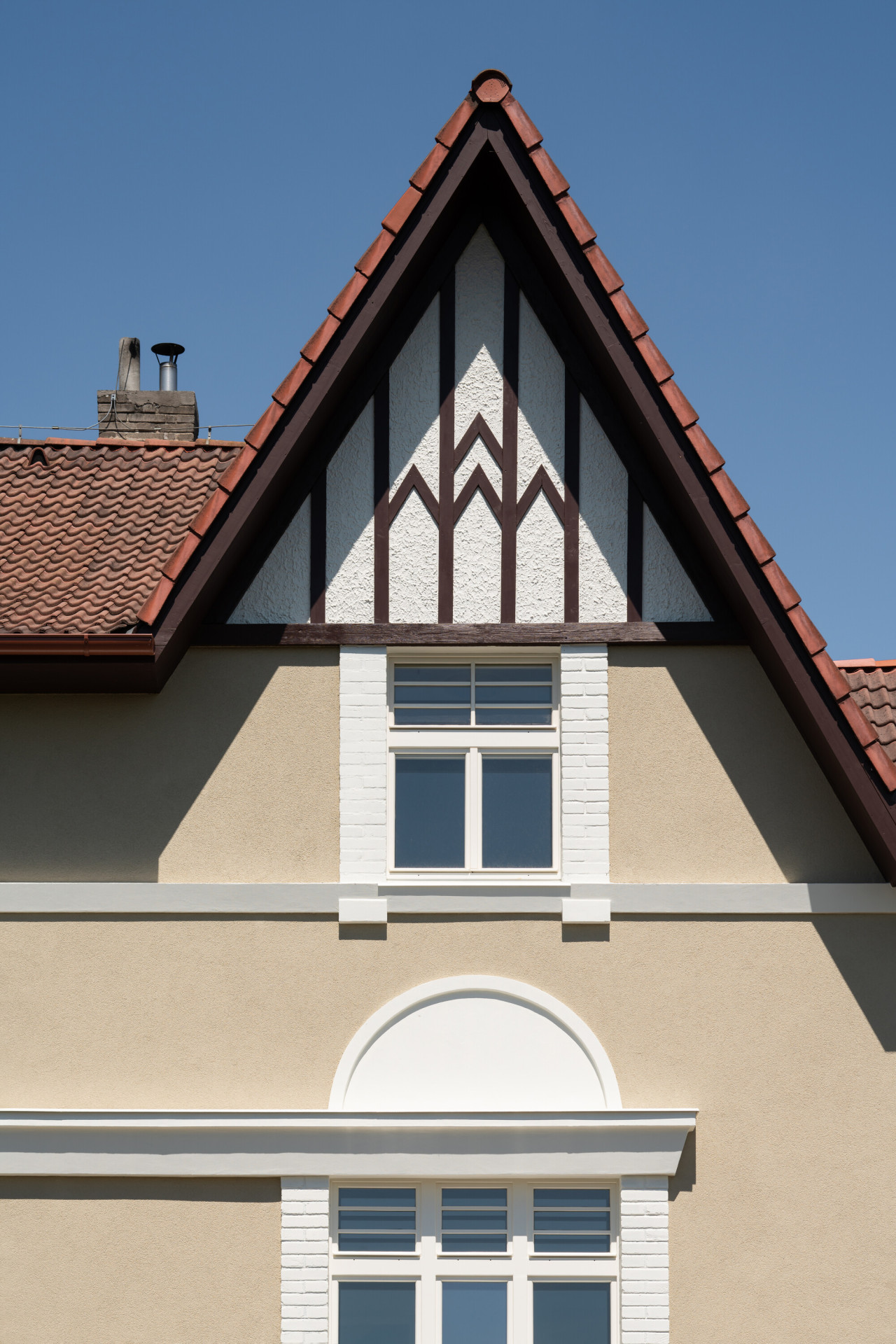 Rekonstrukce prvorepublikové vily v Praze od No Architects