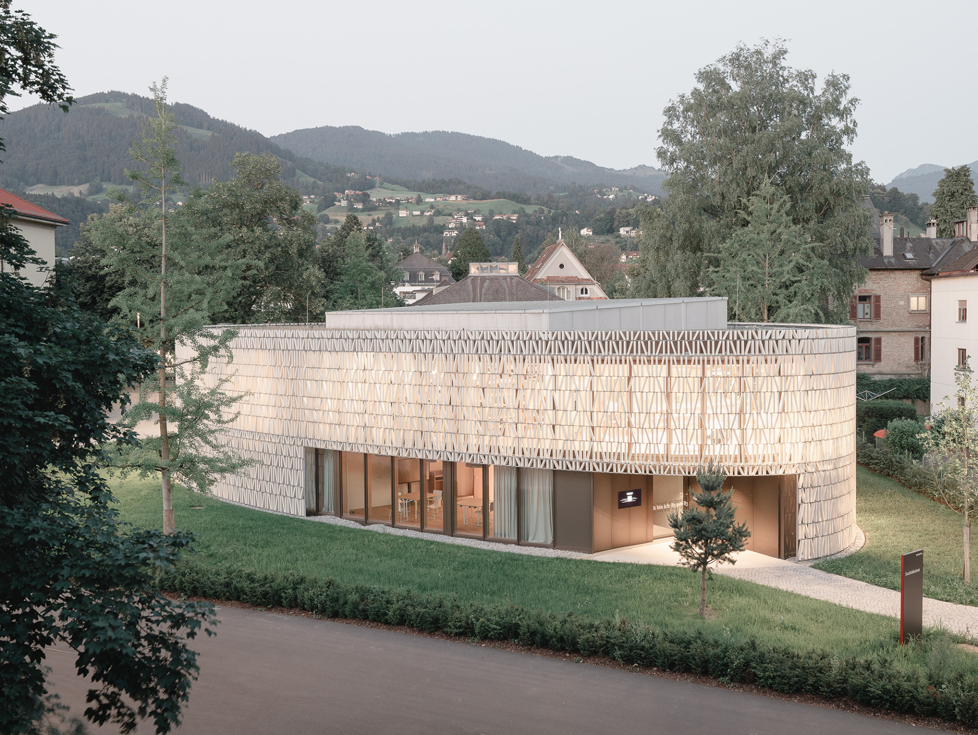 Městská knihovna v Dornbirnu, Dietrich Untertrifaller Architekten, 2019