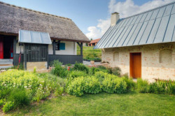 Usedlost Križevci - roztroušený dům