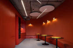 Interiér osmého podlaží Drnu od Studio acht a Vos Interieur