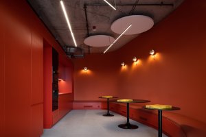 Interiér osmého podlaží Drnu od Studio acht a Vos Interieur