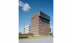 Frami D office house, OOPEAA