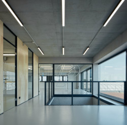 Výrobní a administrativní objekt firmy Pilana Karbid v Hulíně, Ellement architects