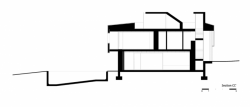 Branco Cavaleiro Arquitectos, House Areosa, řez C-C' – foto