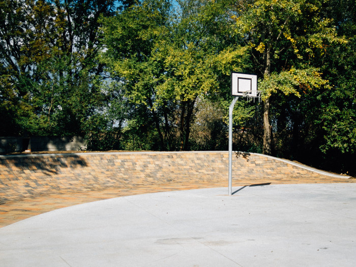 Volnočasový areál v Praze v Čakovicích, U / U Studio.