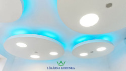 Adam Rujbr Architects, Lékárna Korunka Veveří - foto