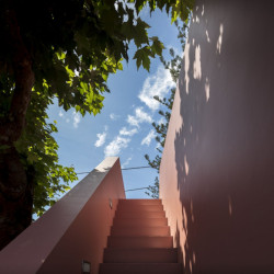 Pink House, Mezzo Atelier