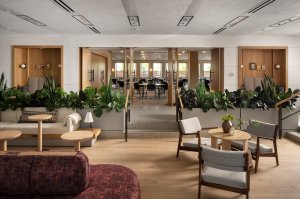 Administrativní brutalistickou budovu v americkém New Haven proměnili architekti ze studia Becker + Becker na luxusní hotel Marcel