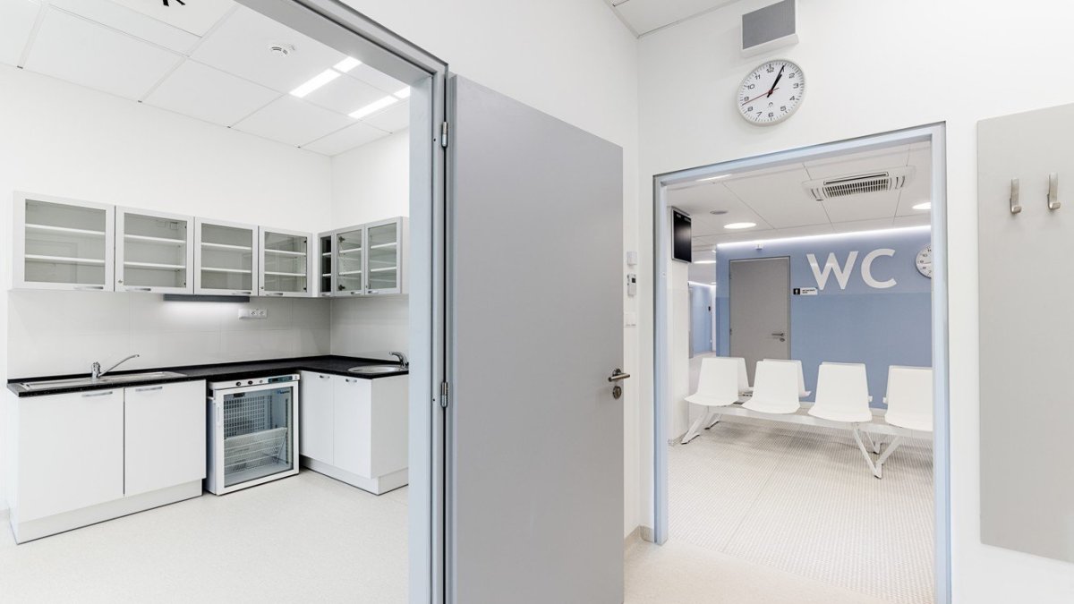 Novostavba II. Interní kliniky a geriatri v Olomouci, Adam Rujbr Architects