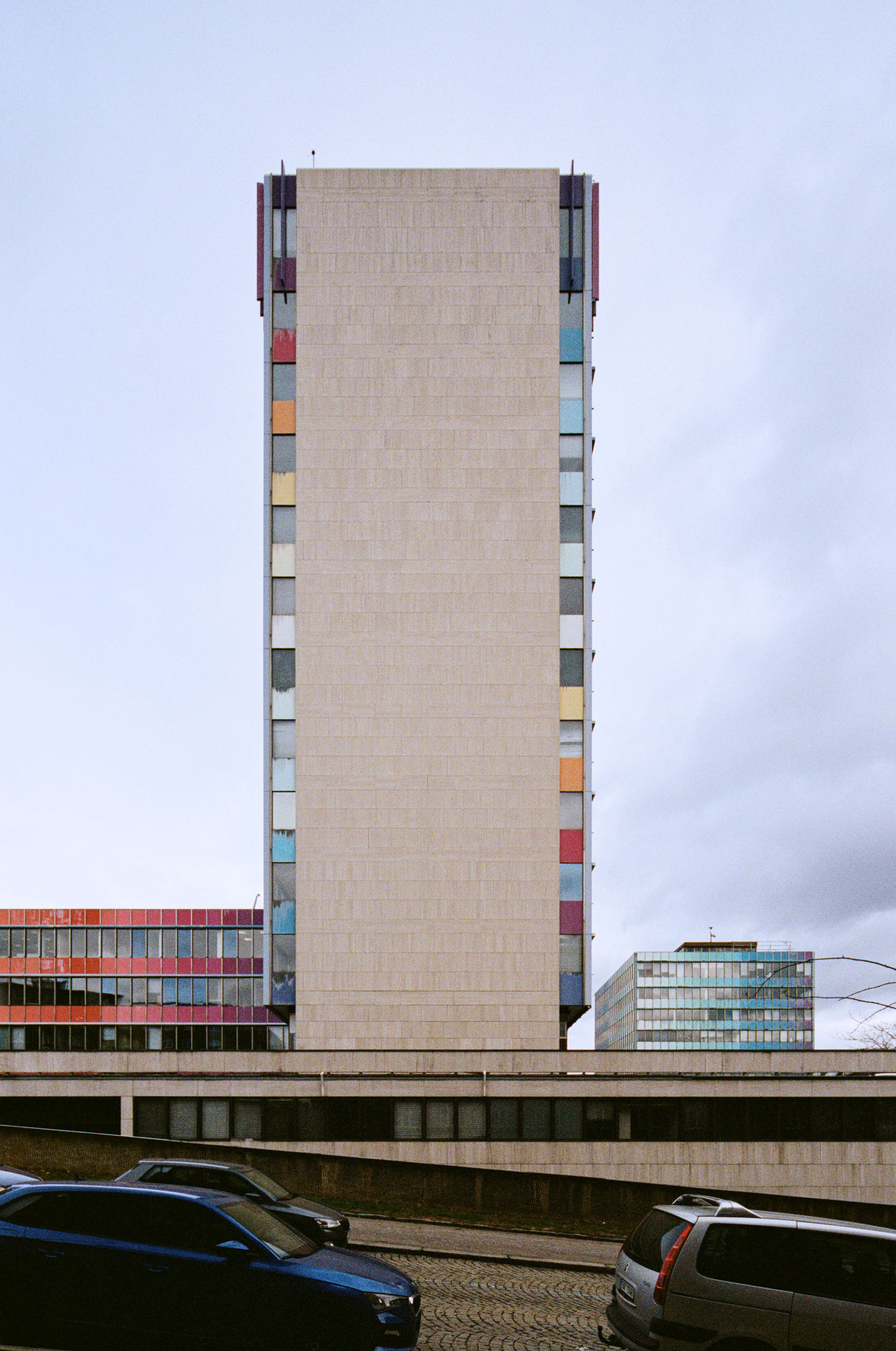 Jestli tady Chemapol zůstane tak bude záležet pouze na investorovi, developerské firmě Daramis, která na místě plánuje vybudovat bytový komplex o 14 domech. Státní památkové instituce v tomto ohledu už asi výrazněji nezasáhnou a pravděpodobně k tomu ani nebudou mít nástroje.