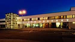 Adam Rujbr Architects s.r.o., Rekonstrukce kulturního domu Hodonín - foto