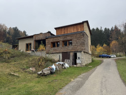 Rodinný dům v Plavech v Podkrkonoší, Jan Mutl (fotografie z osobní návštěvy domu)