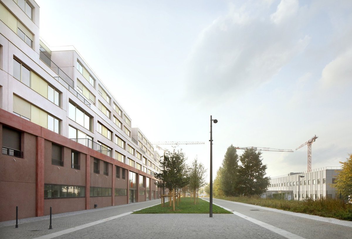 Vysokoškolské koleje Résidence Palaiseau ve Francii, studio 51N4E a Bourbouze & Graindorge
