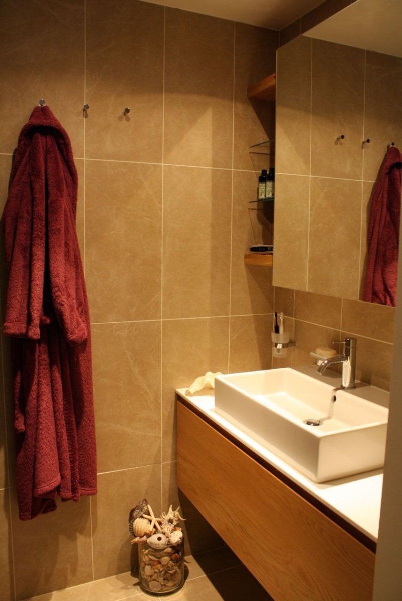 dotegg architekti s. r. o., Půdní byt v Holešovicích - foto