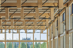 Uhlíkově neutrální kulturní centrum Sara od White Architekter