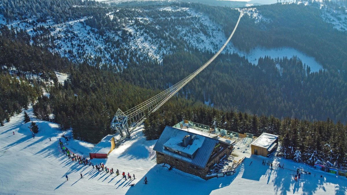 Sky Bridge 721 v Dolní Moravě