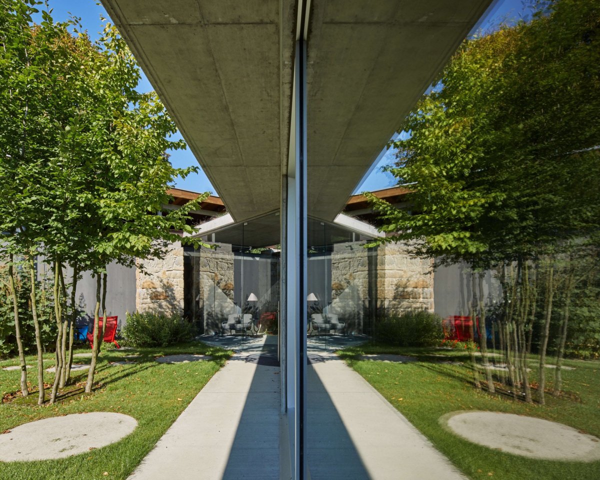 Přístavba rodinného domu na Kojetíně od studia Kamil Mrva Architects