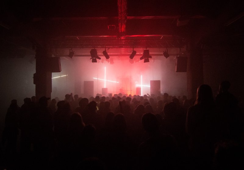 Signal Festival vstupuje do druhé dekády své existence. Spojuje historické kulisy milované Prahy s nejnovějšími technologiemi a současnými společenskými tématy