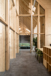 Komunitní centrum v rakouském Großweikersdorfu od studia Smartvoll