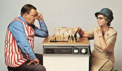 Pračka, která měla usnadnit práci. (ASKO slaví 75 let skandinávského designu a inovací na prestižním Milano Design Week.)