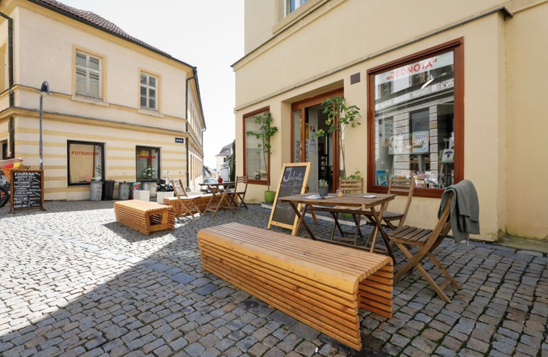 Kavárna Kafe knihy jednota v Táboře