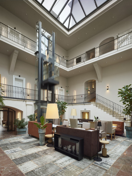 Rekonstrukce arcibiskupského zámku a zahrad na hotel, SHA Šafer Hájek architekti